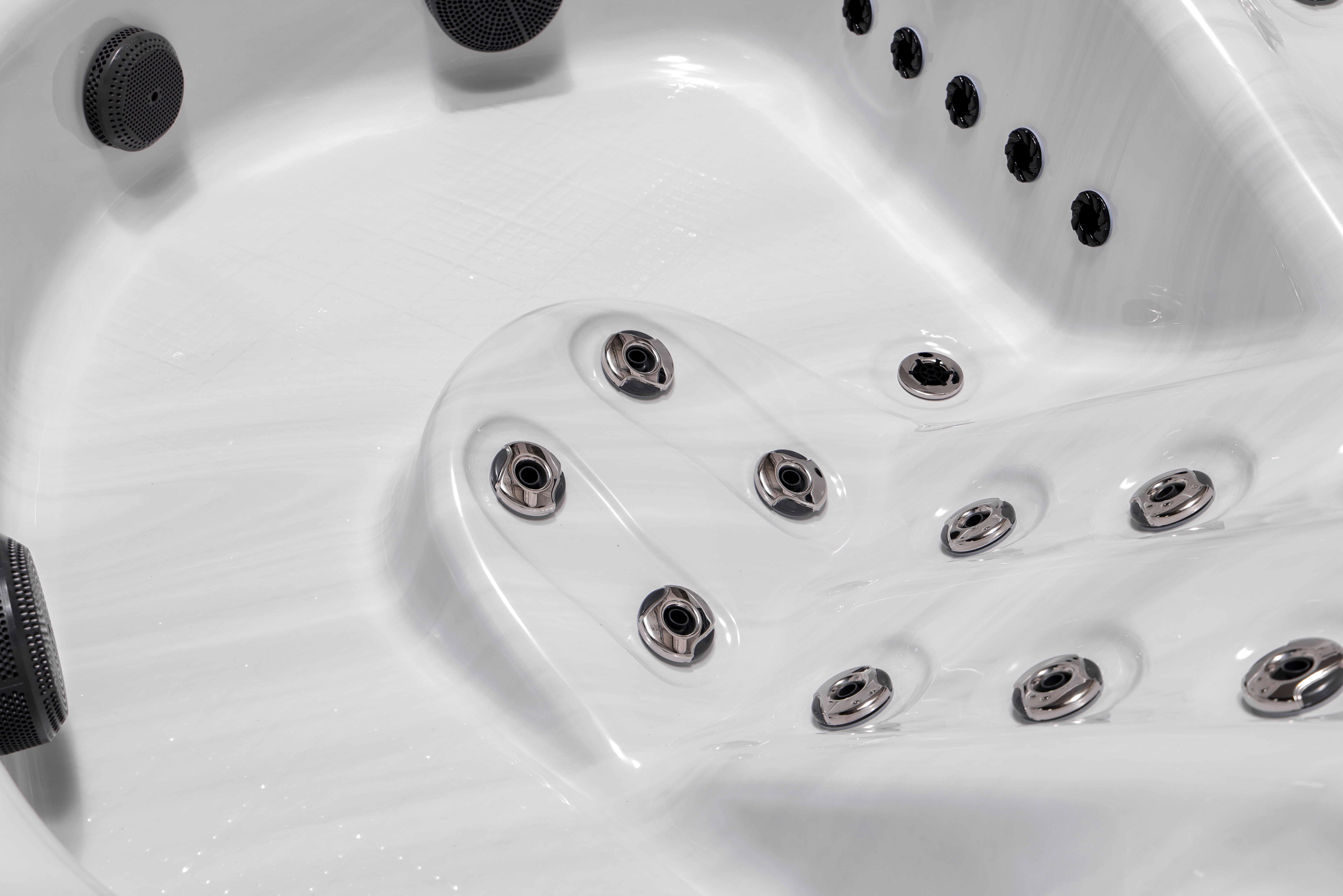 Гидромассажный спа бассейн NordicSpa Meyli (Мейли) (рис.4) Гидромассажный спа бассейн NordicSpa Meyli (Мейли) (рис.4)